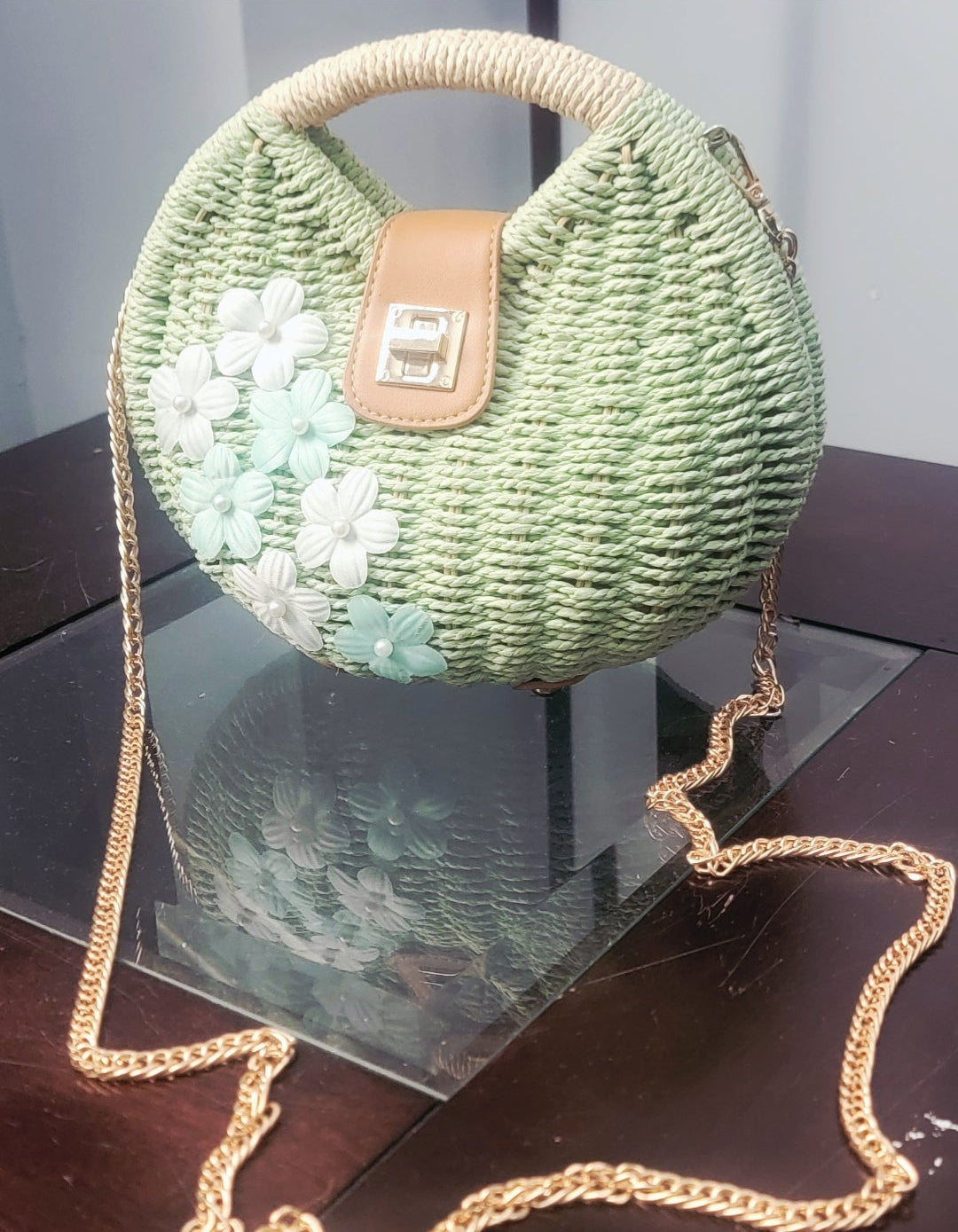 Handcrafted green circular strawbag